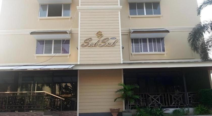 Seksub Place Ban Han Tra Fang Nua Ngoại thất bức ảnh