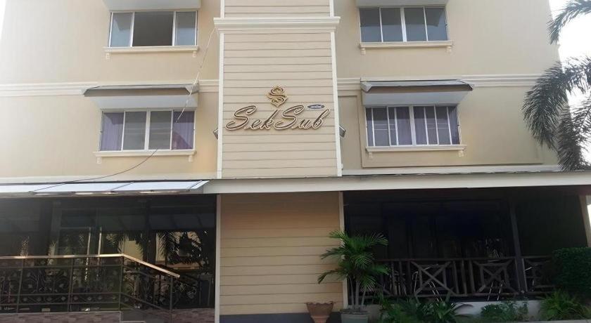 Seksub Place Ban Han Tra Fang Nua Ngoại thất bức ảnh